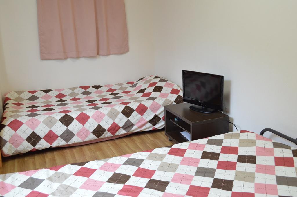 Guest House Fukutomi - Female Only Naha Chambre photo